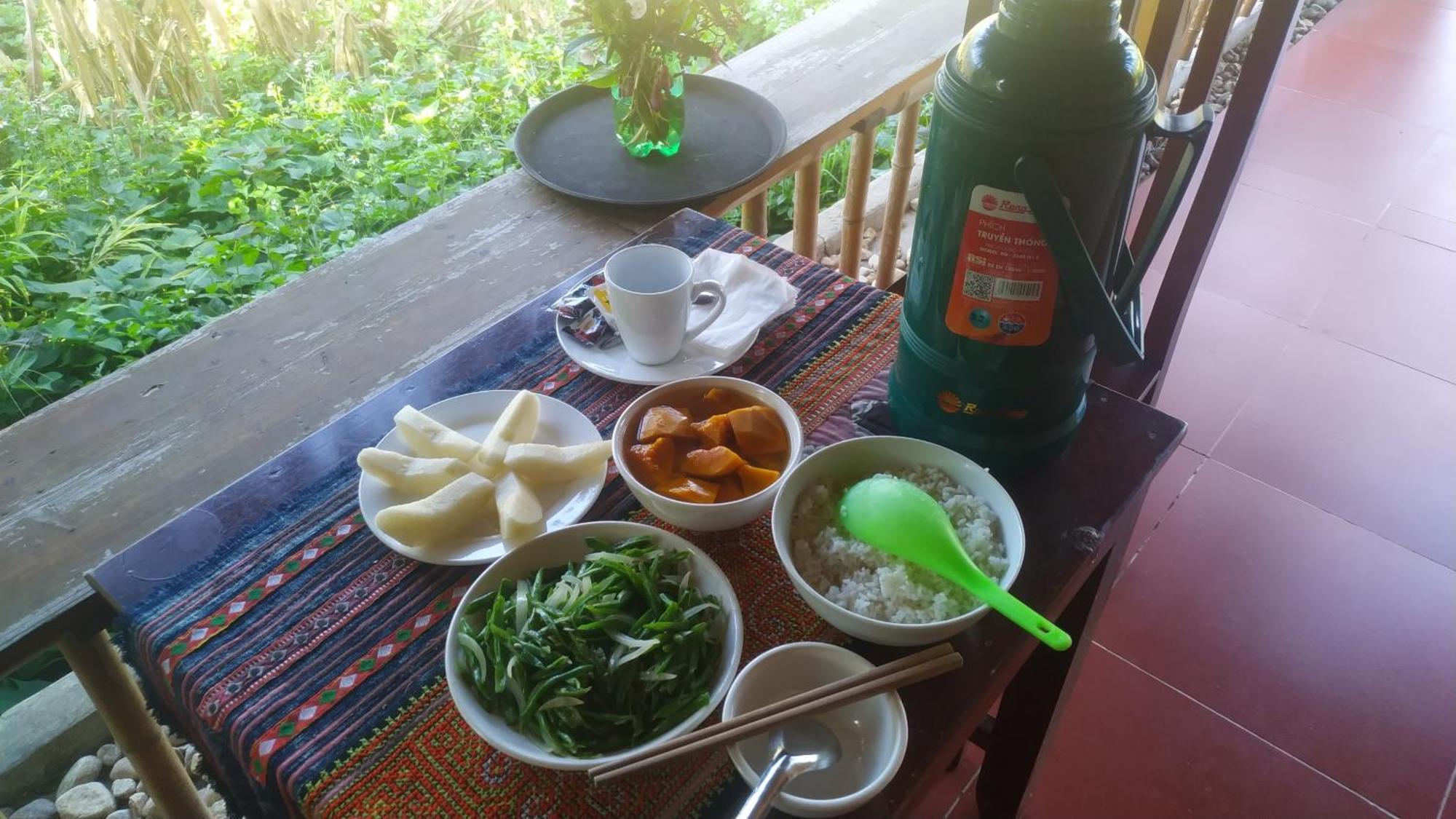 Sapa Hmong Bungalow Homestay Exterior photo
